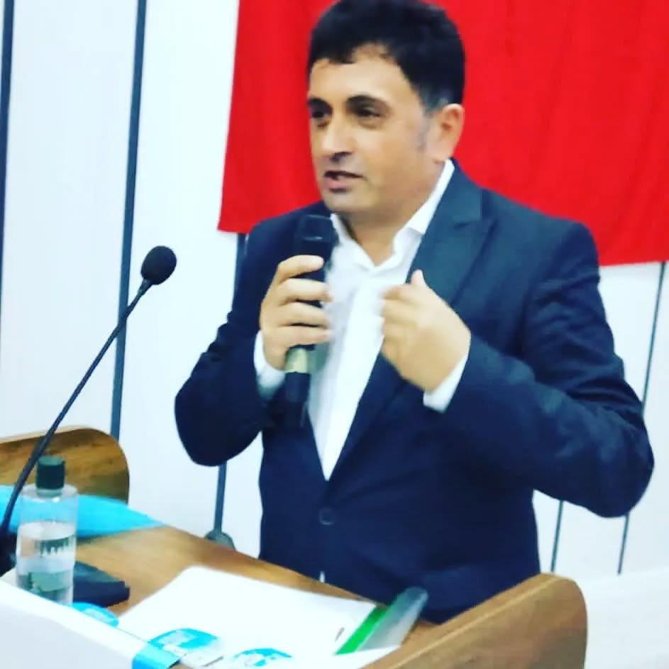 metin özkan